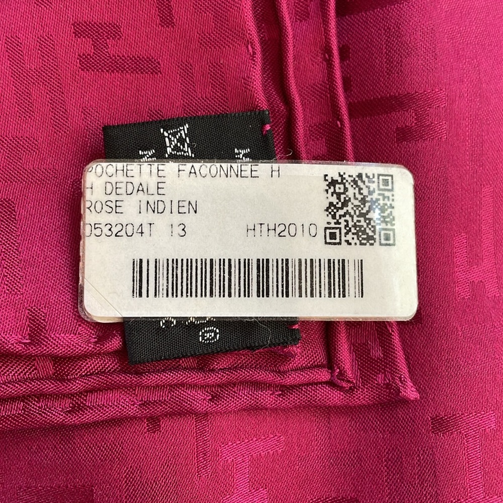 Hermes men’s red pocket square - Picture 3 of 6